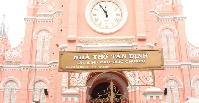 Ho Chi Minh: Day Sightseeing and Local Tasting on Scooter - Detailed Itinerary of the Tour