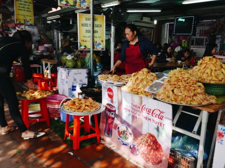 Ho Chi Minh: Foodie Tour by Motorbike - Tour Duration and Guide Availability