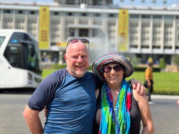 Ho Chi Minh: Guided Walking Tour With War Remnants Museum - Positive Customer Reviews and Recommendations