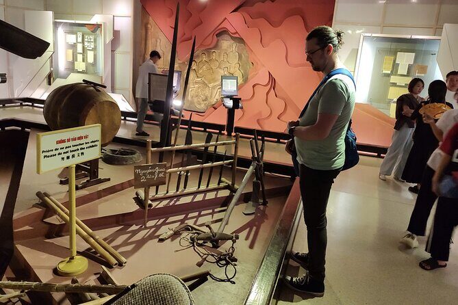 Ho Chi Minh Mausoleum and B52 Bomber Sites Tour - What Travelers Say