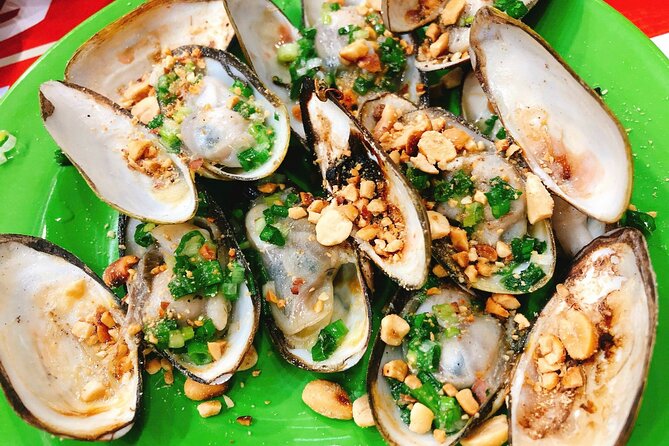 Ho Chi Minh Nightlife & Street Food Tour By Motorbike - Tour Highlights
