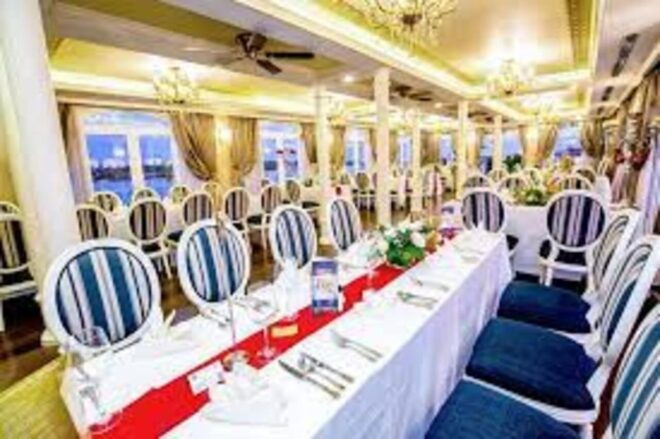 Ho Chi Minh: Private Tour Dinner Cruise 5 Stars Set Menu - Itinerary and Schedule