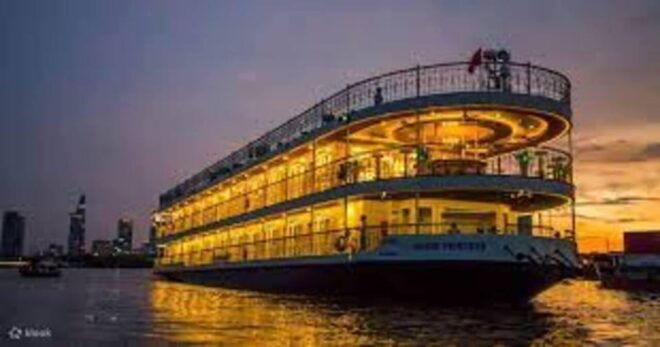 Ho Chi Minh: Private Tour Dinner Cruise 5 Stars Set Menu - Scenic River Experience