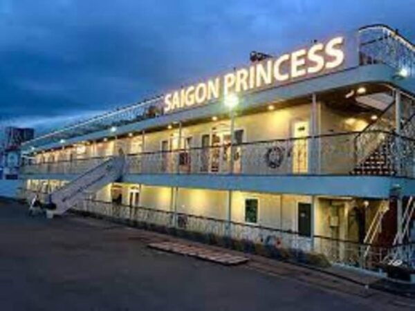 Ho Chi Minh: Private Tour Dinner Cruise 5 Stars Set Menu - Transportation and Transfers