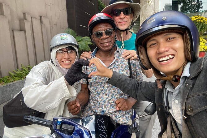 Ho Chi Minh Street Food & City Sights with LGBT Student Pride - Exploring Ho Chi Minh City’s Street Food and Landmarks