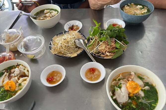 Ho Chi Minh Street Food & City Sights with Local Female Guide - Good To Know