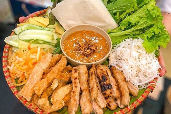 Ho Chi Minh Street Food Private Tour By Vespa With Great Guide - Who Should Consider This Tour?