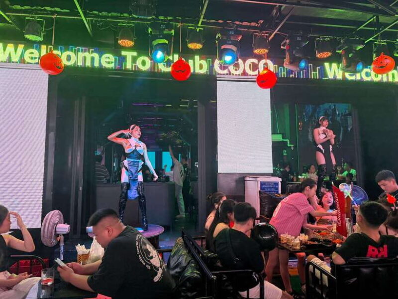 Ho Chi Minh Street Food Private Walking Tour With Good Guide - Good To Know