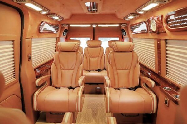 Ho Chi Minh: Tan Son Nhat Airport Private Car/Bus Transfer - Common Questions