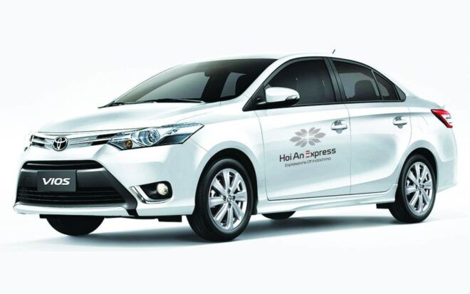 Ho Chi Minh Transfers Between Airport and City Center - Meeting the Driver and Vehicle Options