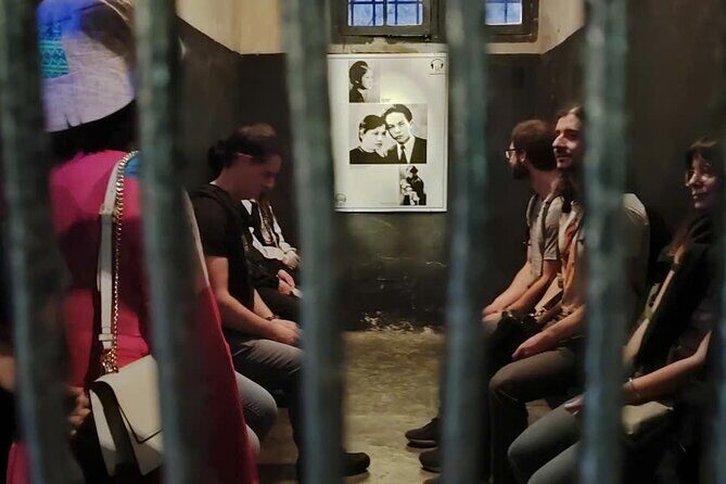 Hoa Lo Prison and Little Paris Tour in Hanoi (French Quarter) - The Sum Up