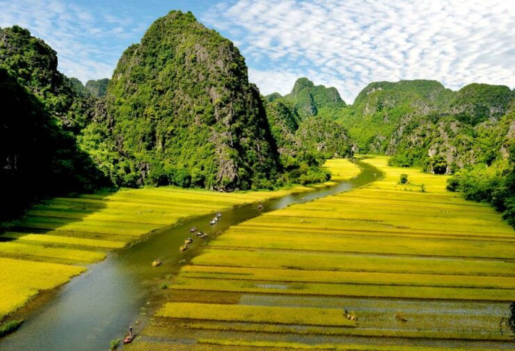 Hoa Lu and Tam Coc With Bike Ride and Family Visit - Activity Details
