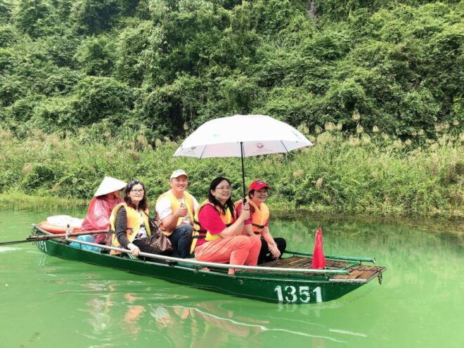 Hoa Lu, Mua Cave and Trang An Small-Group Boat Tour - Why Choose Hoa Lu, Mua Cave, and Trang An Small-Group Boat Tour