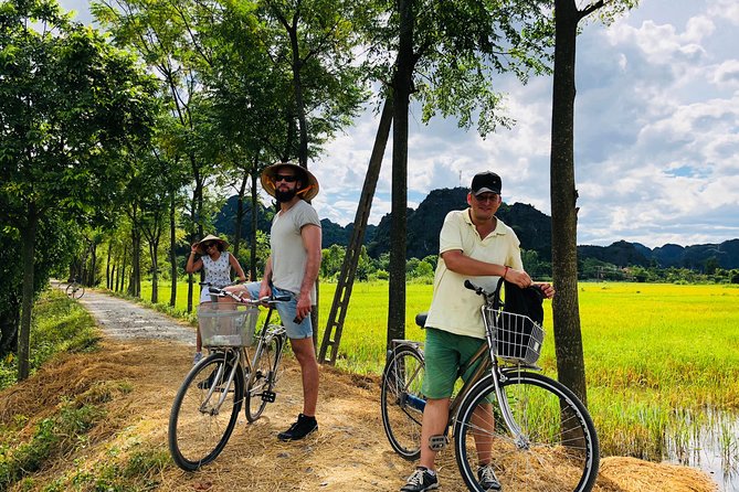 Hoa Lu - Mua Cave - Tam Coc Boating - Cycling -Deluxe Group Tour & Limousine Van - Deluxe Group Tour Experience