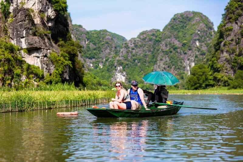 Hoa Lu - Tam Coc Day Trip - Hoa Lu brings the history into the day