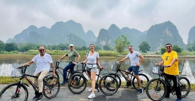 HOA LU - TAM COC - MUA CAVE - 1 DAY TRIP BY LIMOUSINE - Transportation Details