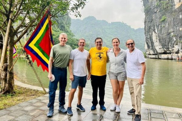 HOA LU - TAM COC - MUA CAVE - 1 DAY TRIP BY LIMOUSINE - Important Travel Tips