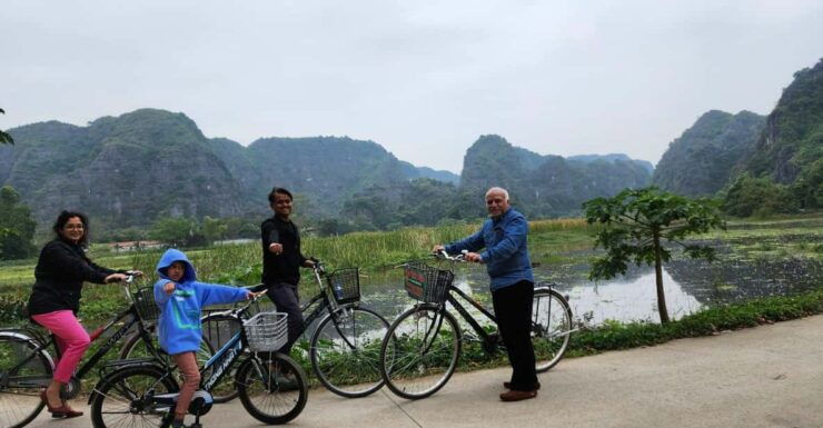 HOA LU - TAM COC - MUA CAVE - 1 DAY TRIP BY LIMOUSINE - Trip Overview and Pricing