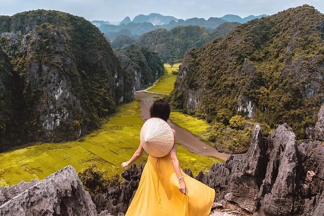 Hoa Lu - Tam Coc - Mua Cave Small Group -Buffet Lunch - Limousine - Common Questions