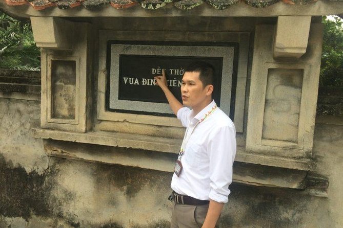 Hoa Lu & Tam Coc & Mua Cave Tour [Japanese Guide, Limousine Bus, Small Boat Boarding Fee, Lunch Incl - The Sum Up