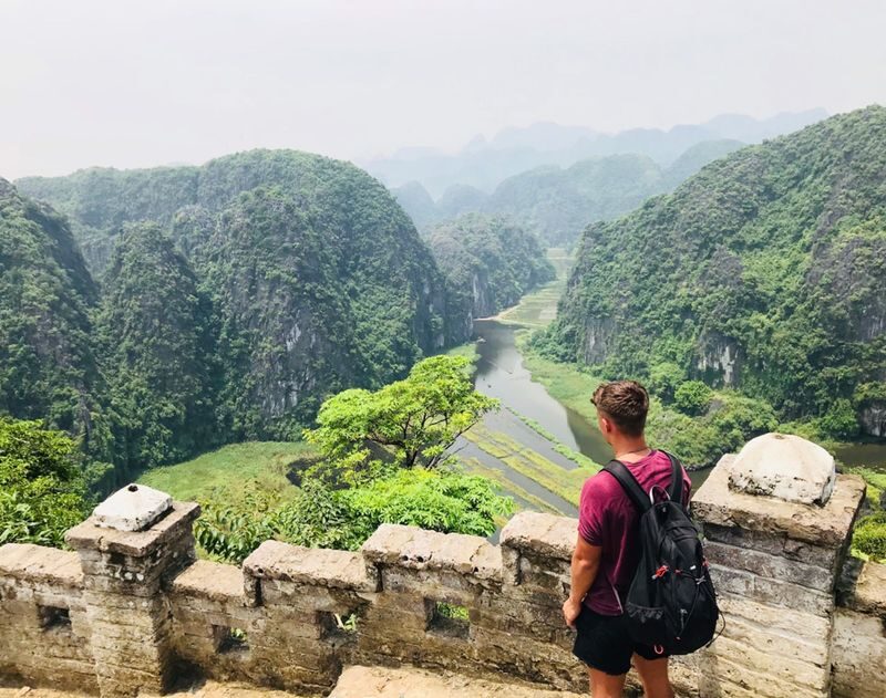 Hoa Lu, Tam Coc/Trang An, and Mua Cave Day Tour from Hanoi - Pace, weather, and group size affect the day