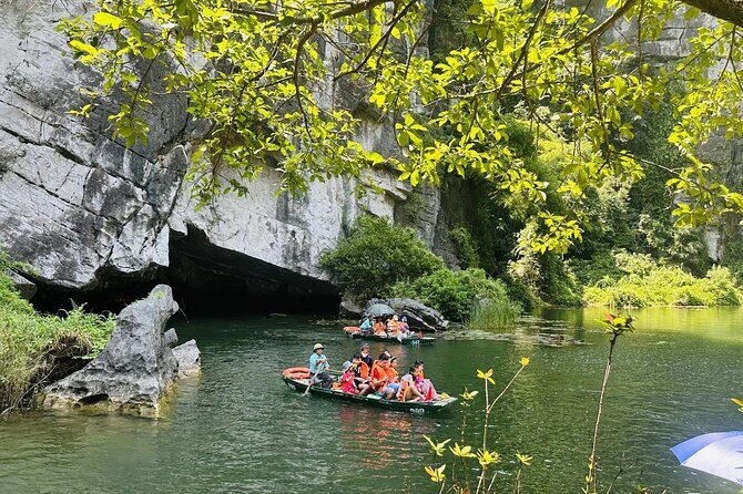 Hoa Lu To Tam Coc Luxury Day Tour - Good To Know