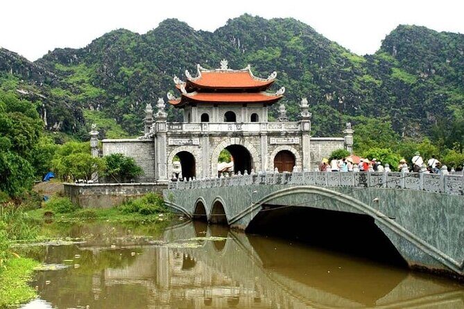 Hoa Lu to Trang An and Mua Cave 1 Day Trip from Ha Noi - An In-Depth Look at the Tour