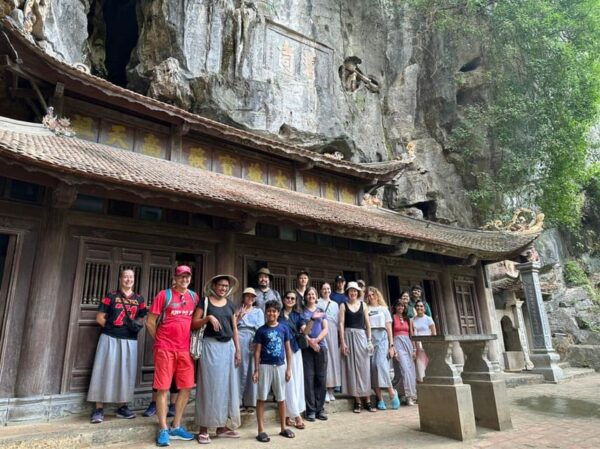 HOA LU - TRANG AN FULL DAY TRIP BY LIMOUSINE FROM HA NOI - Important Travel Information