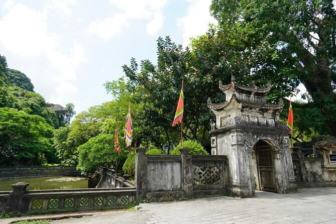 Hoa Lu - trang an - mua cave 1 day buffet luch - Good To Know