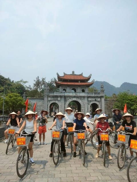 Hoa Lu- Trang an - Mua Cave by Limousine Day Trip - Local Experiences