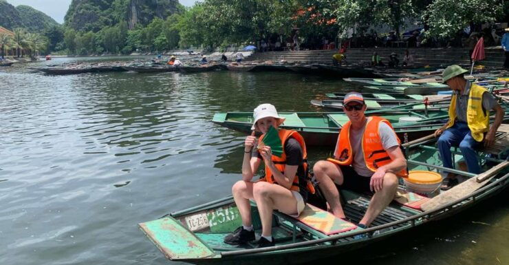 Hoa Lu - Trang an - Mua Cave With Lunch & Limousine Bus - Pickup Information