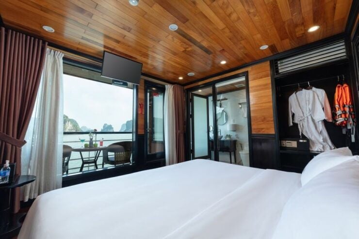 Hoan Kiem: 3-Day Lan Ha Bay Cruise With Private Balcony Room - Day 3: Tai Chi, Kayaking, Cave Visit, and Disembarkation