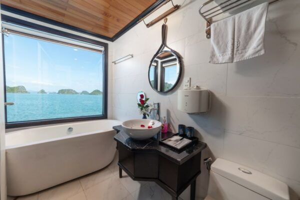 Hoan Kiem: 3-Day Lan Ha Bay Cruise With Private Balcony Room - Common Questions
