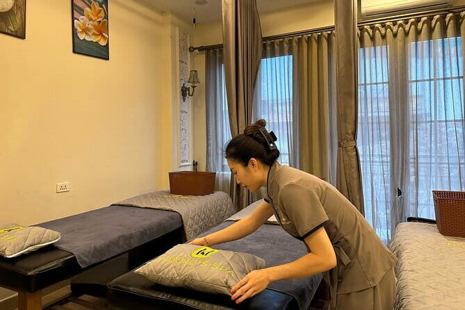 Hoang Spa Nourishing Shampoo & Head Shoulders Face Massage - FAQ