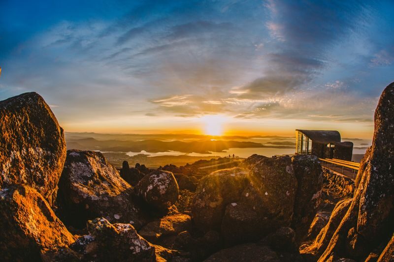 Hobart Highlights Day Tour - Mount Wellington: a view that depends on the sky