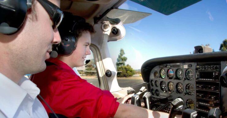 Hobart: Introductory Flying Lesson - Duration and Language