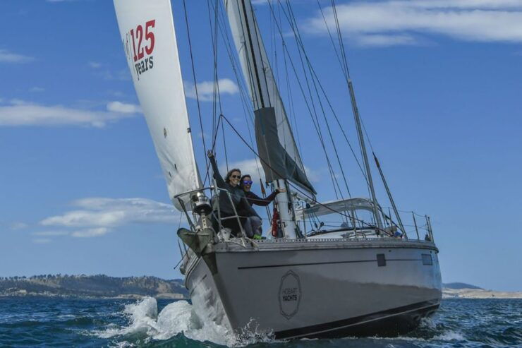 Hobart: Luxury Yacht Scenic Sailing Tour With Snacks - Experience Highlights