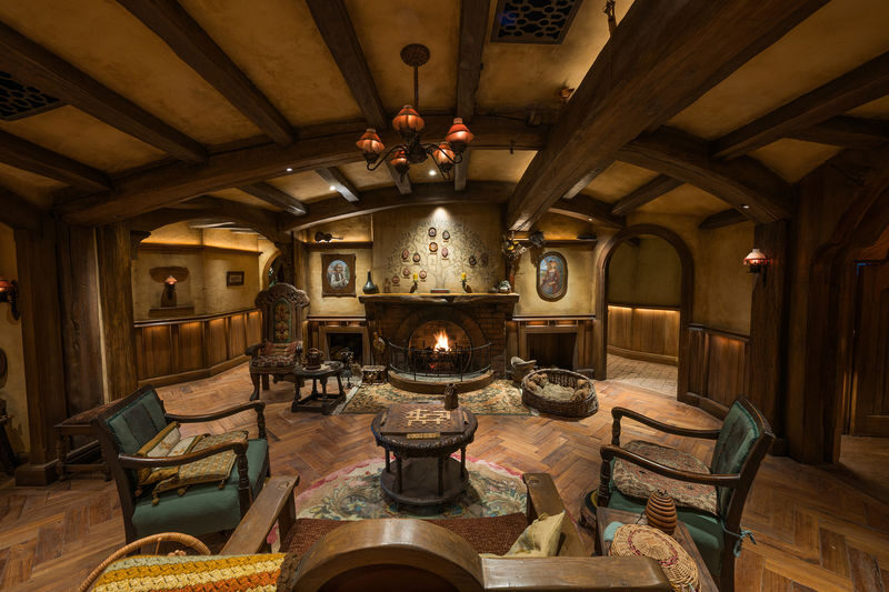 Hobbiton and Lord of the Rings Movie Set Tour - Is Hobbiton worth the price?