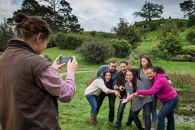 Hobbiton and Waitomo Glowworm Caves Day Tour - Leaving Auckland for Middle Earth