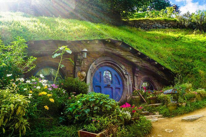 Hobbiton Movie Set & Blue Springs: Private Tour from Auckland - Good To Know