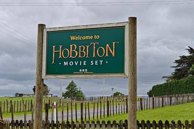 Hobbiton Movie Set Small Group Guided Tour - Bag End, Hobbit homes and the Green Dragon