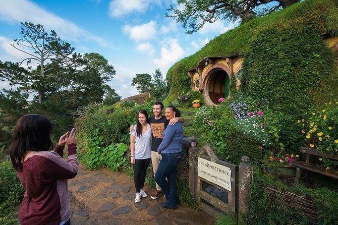 Hobbiton Movie Set Small Group Tour From Auckland - Traveler Reviews