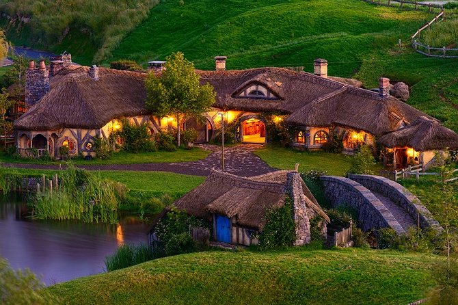 Hobbiton Movie Set Small Group Tour From Auckland - Common Questions