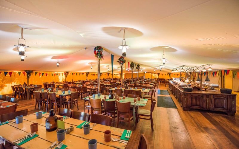 Hobbiton Movie Set Tour with Buffet Lunch from Auckland - The Auckland to Matamata drive