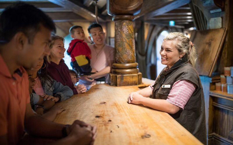 Hobbiton Movie Set Tour with Buffet Lunch from Auckland - A stop at the Green Dragon Inn