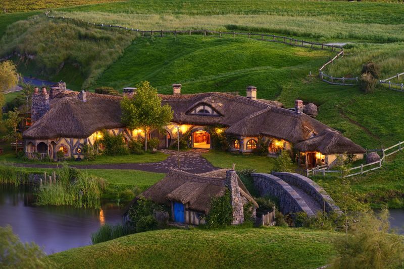 Hobbiton Movie Set & Waitomo Caves Small Group Tour From Auckland - Hobbiton up close