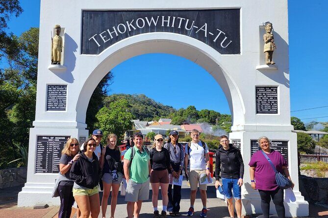 Hobbiton & Rotorua Mori Village with Lunch from Auckland - Why Choose This Tour?