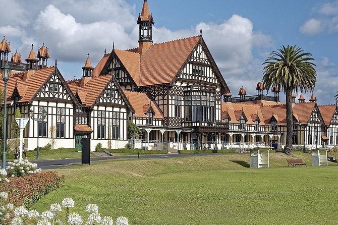 Hobbiton & Rotorua Small Group Day Tour inc Te Puia from Auckland - Final Thoughts