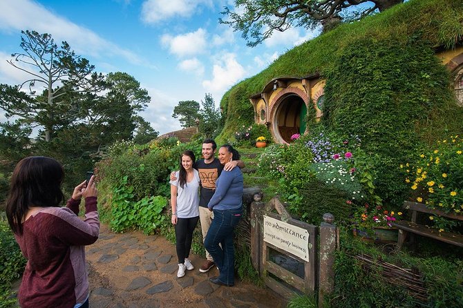 Hobbiton & Waitomo Caves Small Group Tour From Auckland - Directions