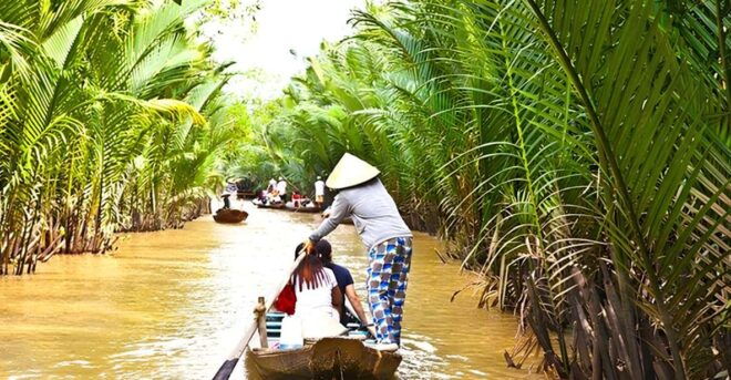 HoChiMinh: 2-Day Mekong Delta & Floating Market Group Tour - Day 1 Activities